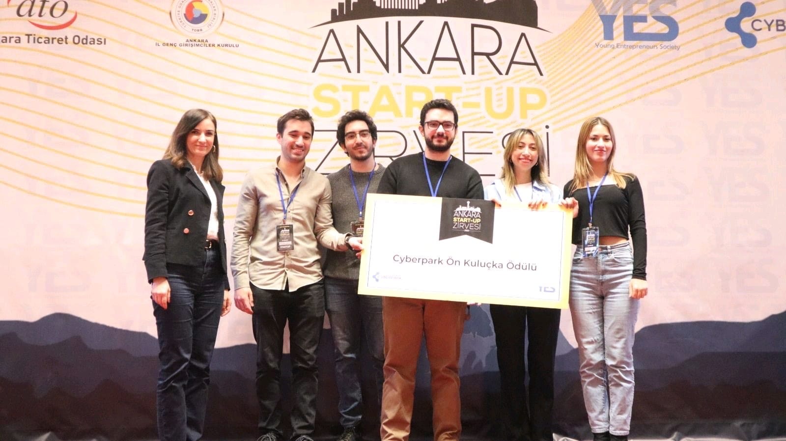 Mutrivia Received Prize in 16th Ankara Startup Summit